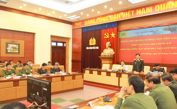 Toàn cảnh Hội nghị.
