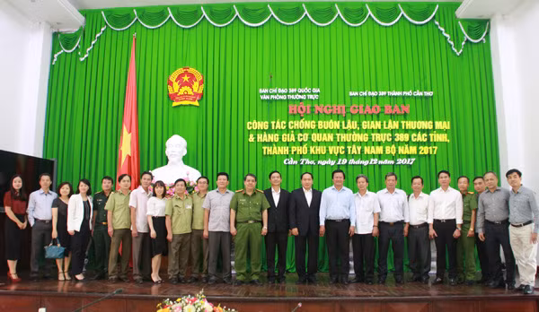 Các đại biểu dự Hội nghị.