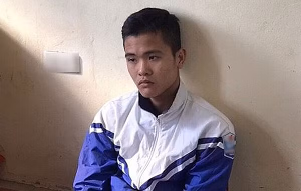 Đối tượng Lang Văn Thuận tại cơ quan Công an. Đối tượng Lang Văn Thuận tại cơ quan Công an.