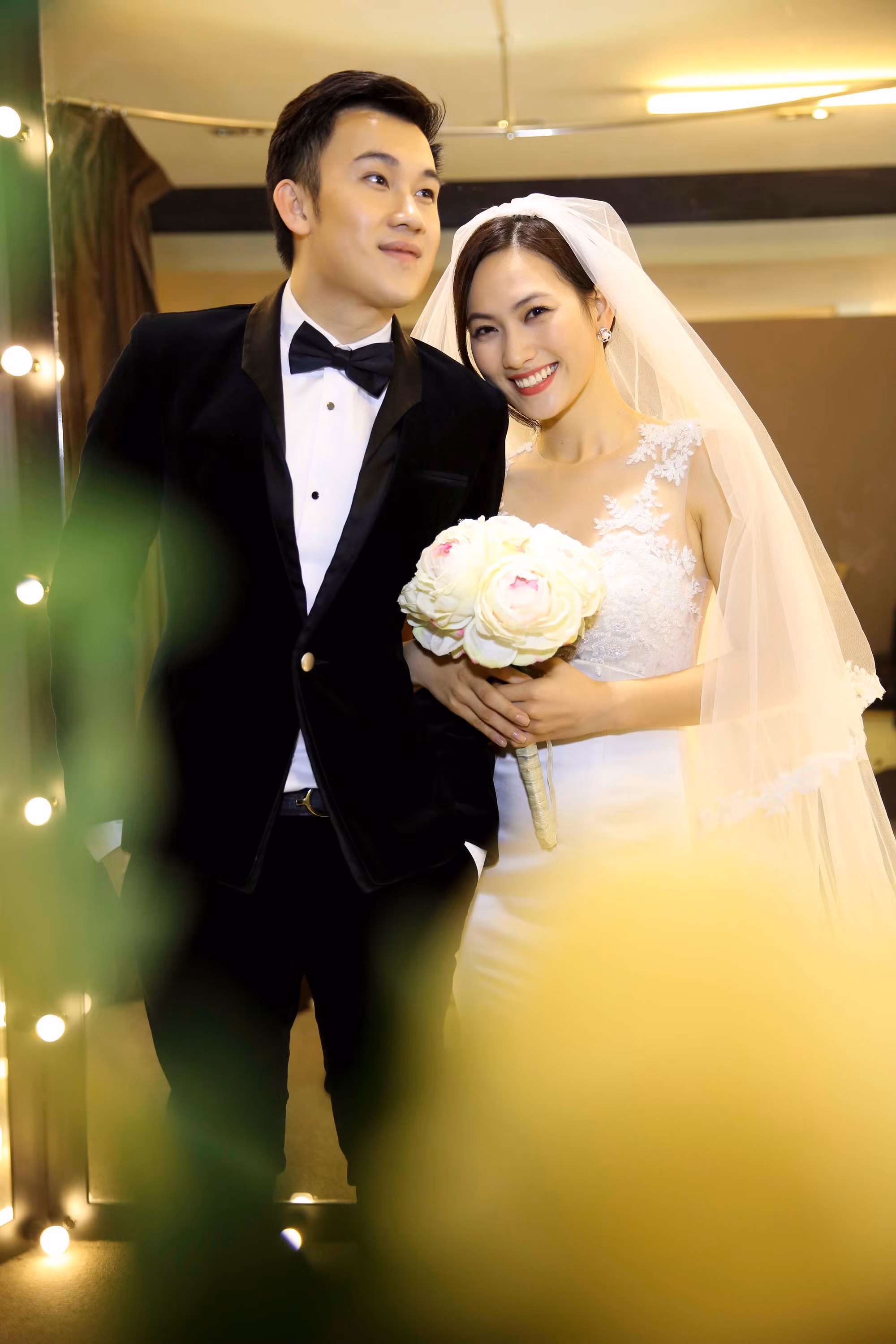 Chia sẻ thông tin về MV “Ngày gặp lại”, Dương Triệu Vũ tâm sự: “Ý tưởng thực hiện MV “Ngày gặp lại” đã được tôi và ê kíp lên kế hoạch trước khi ra album mới. Khi nhận được sự quan tâm, yêu mến của khán giả với bản audio tôi lại có thêm nhiều động lực để thực hiện music video này hơn. Trong MV “Ngày gặp lại” tôi sẽ khai thác sâu câu chuyện kết hôn, ly hôn quá dễ dàng của nhiều bạn trẻ hiện nay để mang tới một thông điệp có ý nghĩa cho sản phẩm. Hiện tại, video music này đang dần được hoàn thiện và tôi sẽ sớm tiết lộ ý tưởng, nội dung cụ thể sau khi MV ra mắt. Rất hi vọng sản phẩm tiếp theo này của tôi sẽ được công chúng đón nhận nhiệt tình như album “Ta đã có bao mùa nhớ” ”. Chia sẻ thông tin về MV “Ngày gặp lại”, Dương Triệu Vũ tâm sự: “Ý tưởng thực hiện MV “Ngày gặp lại” đã được tôi và ê kíp lên kế hoạch trước khi ra album mới. Khi nhận được sự quan tâm, yêu mến của khán giả với bản audio tôi lại có thêm nhiều động lực để thực hiện music video này hơn. Trong MV “Ngày gặp lại” tôi sẽ khai thác sâu câu chuyện kết hôn, ly hôn quá dễ dàng của nhiều bạn trẻ hiện nay để mang tới một thông điệp có ý nghĩa cho sản phẩm. Hiện tại, video music này đang dần được hoàn thiện và tôi sẽ sớm tiết lộ ý tưởng, nội dung cụ thể sau khi MV ra mắt. Rất hi vọng sản phẩm tiếp theo này của tôi sẽ được công chúng đón nhận nhiệt tình như album “Ta đã có bao mùa nhớ” ”.