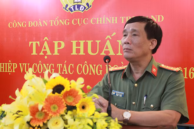 Đại tá Nguyễn Đức Minh, Phó Cục trưởng Cục Tham mưu Chính trị CAND phát biểu tại buổi lễ.
