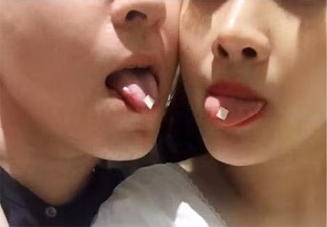 Tem giấy - LSD và...