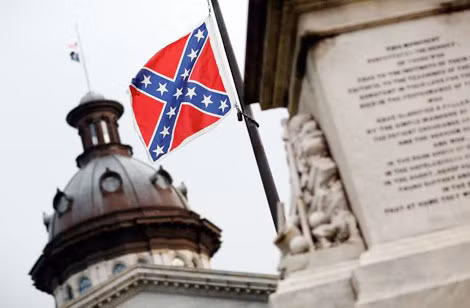 Bà Haley đã góp một tiếng nói quan trọng vào lời kêu gọi hạ lá cờ Confederate khỏi Tòa nhà Quốc hội.