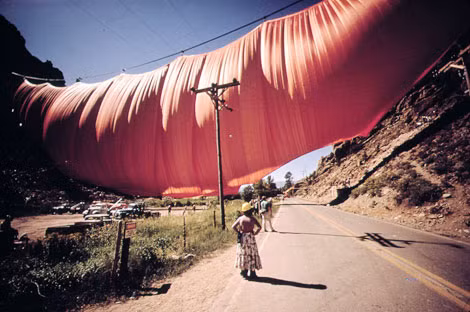 Màn treo qua thung lũng Curtain, tháng 5-1972.