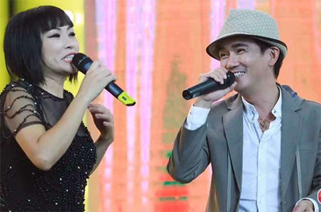 Cuối năm 1999, Minh Thuận tự làm nhà sản xuất và biên tập album "Ta chẳng còn ai" thu chung với Phương Thanh. Trong đó, bài hát "Nỗi đau ngọt ngào" đã đưa tên tuổi anh đi vào lòng khán giả. Bài hát liên tục đứng hạng nhất bình chọn "Làn Sóng Xanh" nhiều tháng liền và "Top 10 bài hát được yêu thích của năm 2000". Tình bạn của anh và Phương Thanh bắt đầu từ album này. Họ thường xuyên song ca trên các sân khấu các ca khúc: "Tình yêu mắt nai", "Rock con diều".