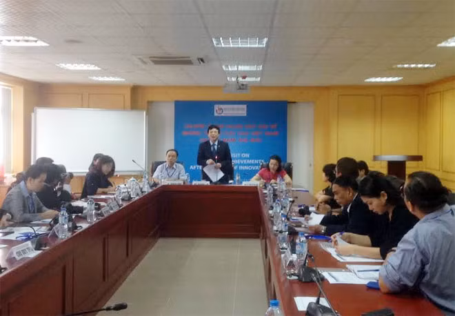 Quang cảnh buổi gặp mặt các nhà báo ASEAN tham dự đoàn khảo sát Việt Nam 30 năm đổi mới. Quang cảnh buổi gặp mặt các nhà báo ASEAN tham dự đoàn khảo sát Việt Nam 30 năm đổi mới.