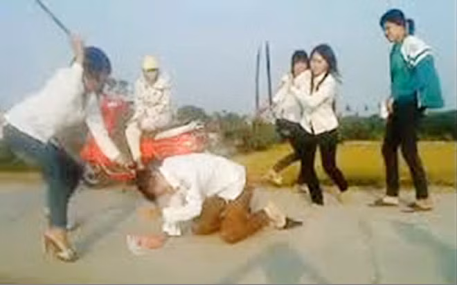 Ảnh minh họa tình huống bị đánh đập.