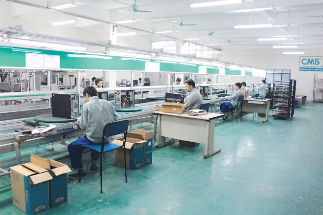 Nhà máy CMS được trang bị hệ thống dây chuyền sản xuất theo quy mô công nghiệp. Nhà máy CMS được trang bị hệ thống dây chuyền sản xuất theo quy mô công nghiệp.