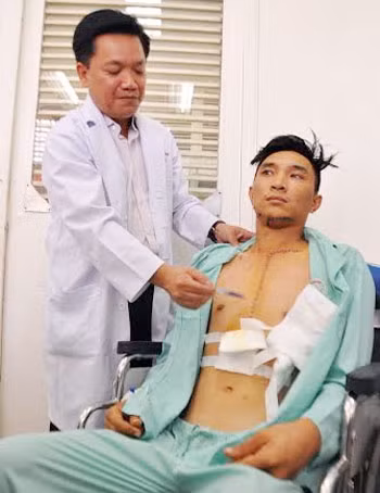 Anh Hoàng đã thoát hiểm, đang dần ổn định sức khoẻ.
