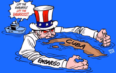 Tranh biếm họa về “móng vuốt” cấm vận của Mỹ đối với Cuba. (Ảnh: procon.
