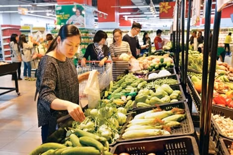 Người tiêu dùng sẵn sàng "dốc hầu bao" để được dùng thực phẩm sạch.