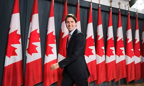 Một trong nhiều hình ảnh của Justin Trudeau làm "thổn thức" trái tim người dân.