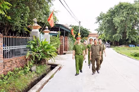 Thủ tướng chỉ đạo lực lượng CAND mở đợt cao điểm tấn công trấn áp tội phạm, tập trung triệt phá các băng nhóm tội phạm.