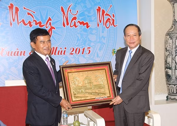 Thứ trưởng Lê Quý Vương tiếp ngài Paiboon Koomchaya, Bộ trưởng Bộ Tư pháp Thái Lan.