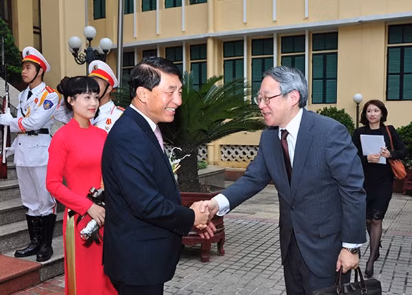 Thứ trưởng Trần Việt Tân đón tiếp ngài Sakaguchi Masayoshi, Phó Tư lệnh Cảnh sát quốc gia Nhật Bản.