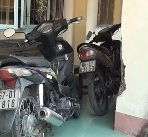 Một số xe tang vật mà Tân trộm cắp, được Công an huyện Tri Tôn thu hồi.
