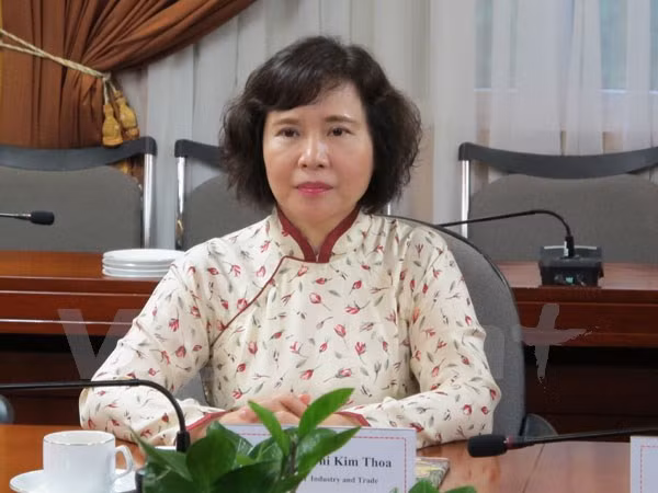 Bà Hồ Thị Kim Thoa