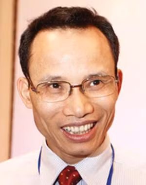 TS Cấn Văn Lực.