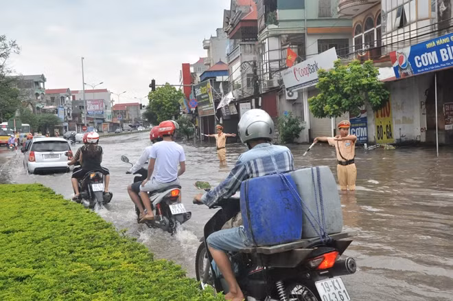 Tác phẩm "Cọc tiêu sống". Tác giả: Lan Hương (Phòng PX15 Công an tỉnh Vĩnh Phúc).