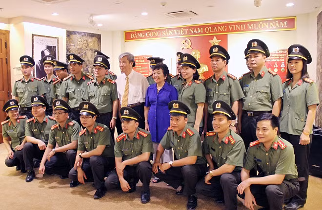 Thiếu tướng Phạm Văn Dần, nguyên Tổng cục trưởng Tổng cục XDLL và CBCS Cục tham mưu Chính trị.