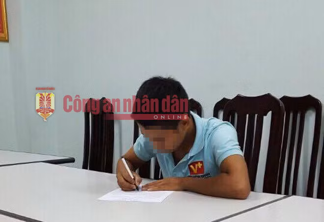 Anh Doãn Văn D - người được chị N thuê chặt tay, chân của mình với giá 50 triệu đồng.