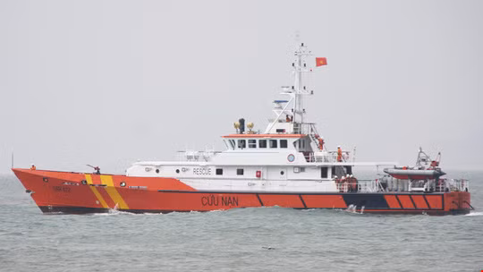 Tàu cứu nạn SAR 273. Tàu cứu nạn SAR 273.
