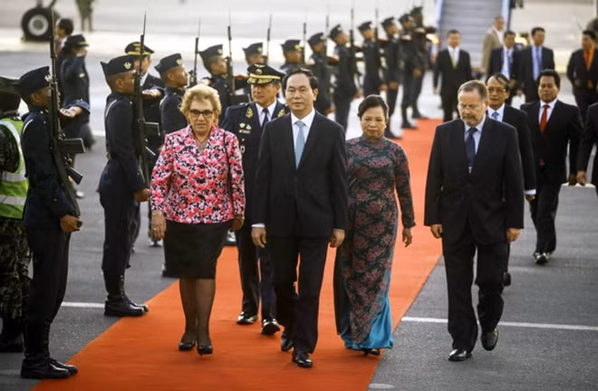 Đoàn đại biểu Việt Nam tham dự Hội nghị cấp cao APEC lần thứ 24 với phương châm chủ động, tích cực hội nhập quốc tế sâu rộng, nâng tầm đối ngoại đa phương (Ảnh: BNG)