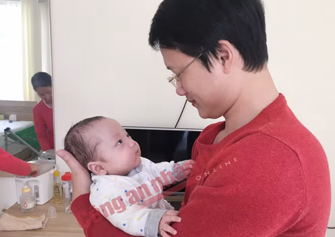 Hai bố con bé Gấu.