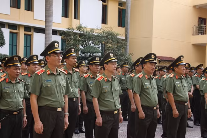 Quân phục lực lượng an ninh sơ vin thể hiện sự chính quy, đồng bộ trong toàn lực lượng CAND.