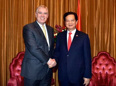 Thủ tướng Nguyễn Tấn Dũng bày tỏ vui mừng trước những bước phát triển mạnh mẽ của quan hệ Đối tác chiến lược Việt Nam - Anh. Ảnh: VGP/Nhật Bắc.