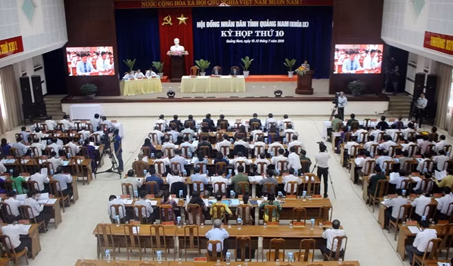 Toàn cảnh Kỳ họp thứ 10 HĐND tỉnh Quảng Nam khóa IX.