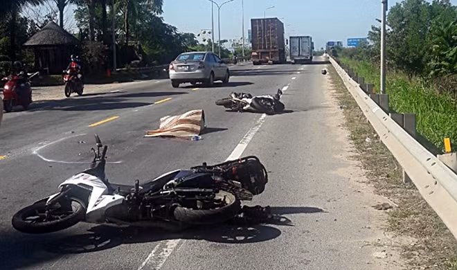 Hiện trường vụ tai nạn khiến 1 nữ du khách nước ngoài tử vong.