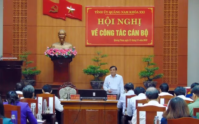 Ông Phan Việt Cường, Bí thư Tỉnh ủy Quảng Nam phát biểu tại hội nghị.