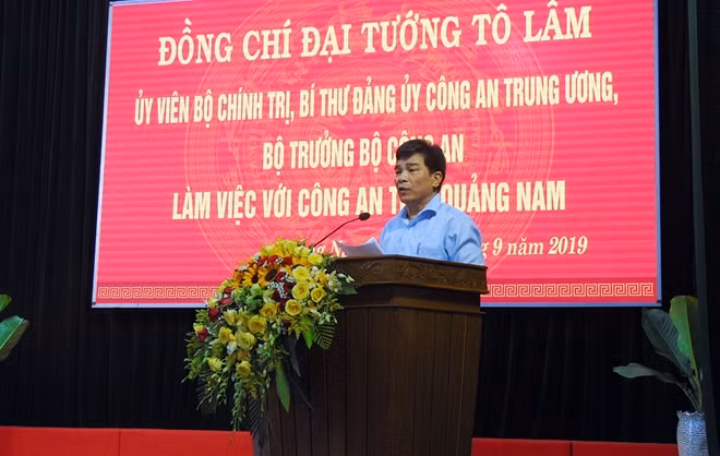 Thay mặt lãnh đạo tỉnh Quảng Nam, ông Lê Văn Dũng, Phó Bí thư Thường trực Tỉnh ủy Quảng Nam, đánh giá cao những kết quả mà Công an tỉnh đạt được trong việc đảm bảo an ninh chính trị, trật tự an toàn xã hội trên địa bàn.