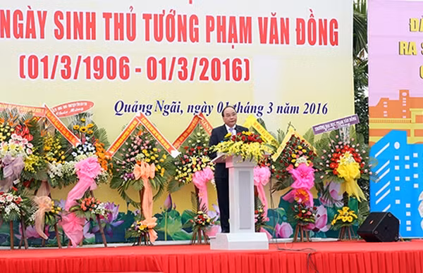 Phó Thủ tướng Nguyễn Xuân Phúc phát biểu tại Lễ kỷ niệm 110 năm Ngày sinh cố Thủ tướng Phạm Văn Đồng.