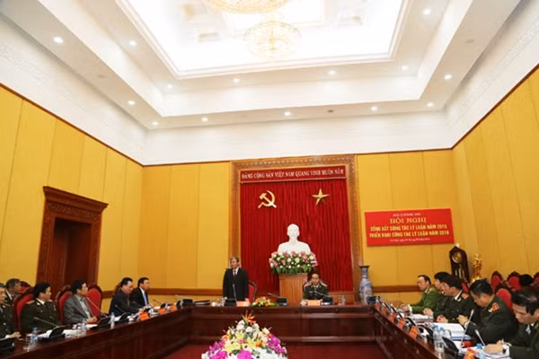 TS Đinh Thế Huynh, Ủy viên Bộ Chính trị, Thường trực Ban bí thư, Chủ tịch HĐLL Trung ương phát biểu chỉ đạo tại Hội nghị