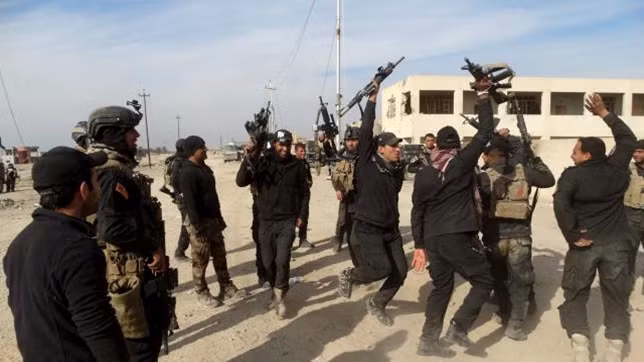 Binh sĩ Iraq vui mừng trước chiến thắng.