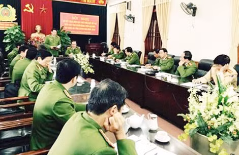Toàn cảnh hội nghị.