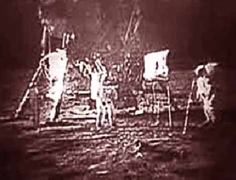 Phim âm bản trong tư liệu lưu trữ của cố đạo diễn Kubrick.