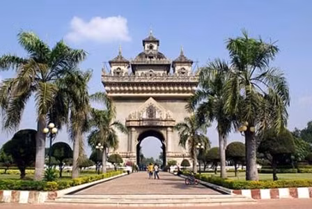 Một góc thủ đô Viêng Chăn.