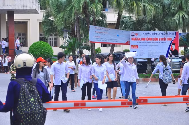 Chiều nay (1/7) thí sinh hoàn tất môn thi Tiếng Anh.
