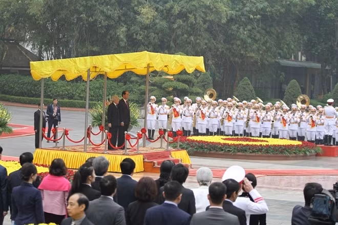 Chủ tịch nước Trần Đại Quang chủ trì lễ đón chính thức Nhà vua và Hoàng hậu Nhật Bản