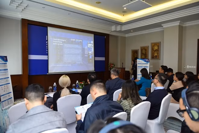 Hội nghị diễn ra theo hình thức trực tuyến.