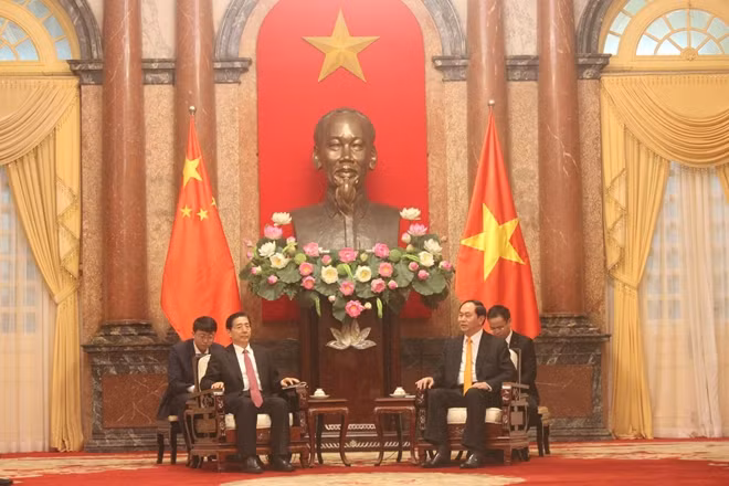 Chủ tịch nước Trần Đại Quang và Bộ trưởng Bộ Công an Trung Quốc Quách Thanh Côn tại buổi tiếp trưa 24-9.