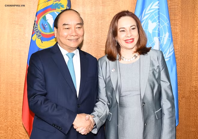 Thủ tướng tiếp Chủ tịch Đại hội đồng LHQ khóa 73, bà Maria Fernanda Espinosa Garces.