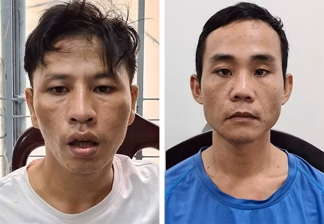 2 đối tượng Nguyễn Đình Cảnh, Phạm Tấn Lộc bị bắt giữ trưa ngày 16/11 cùng tang vật 247 viên thuốc lắc thu giữ được tại nơi bọn chúng tạm trú. Ảnh : Hữu Toàn