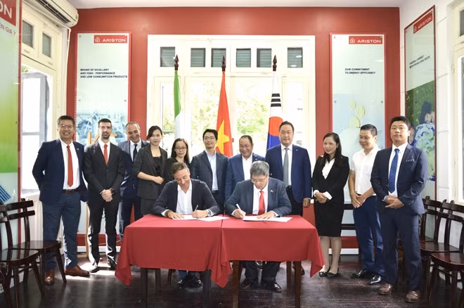 Lễ ký kết hợp tác diễn ra ngày 24/7