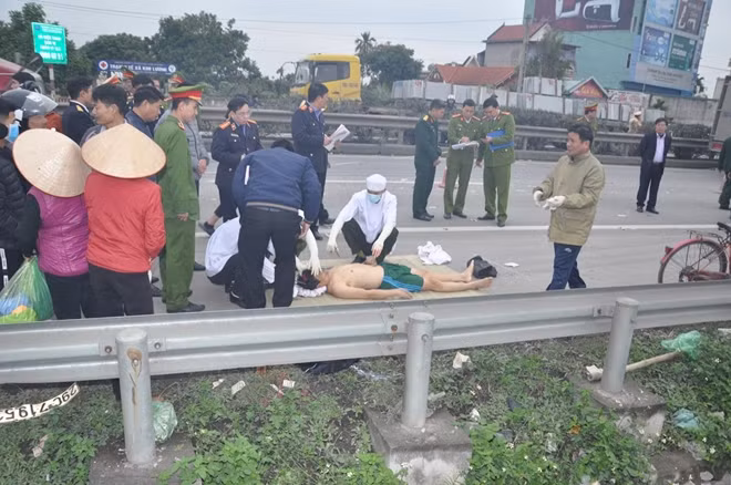 Vụ TNGT đặc biệt nghiêm trọng khiến 8 người thiệt mạng.