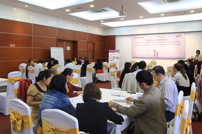 Hội thảo thu hút hơn 60 chuyên gia đến từ các cơ quan, bộ, ban ngành.