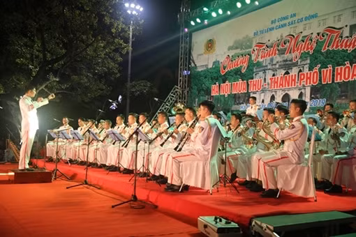 Thêm nhiều bất ngờ thú vị về những nghệ sĩ – chiến sĩ công an